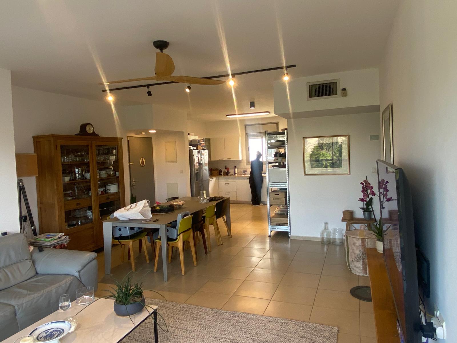 5-Room Apartment  – Shvil HaZahav - Thumbnail 11