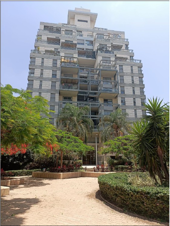 2 Minutes from Ohel Ari – 10th Floor with Rare Succah Balcony - Thumbnail 3