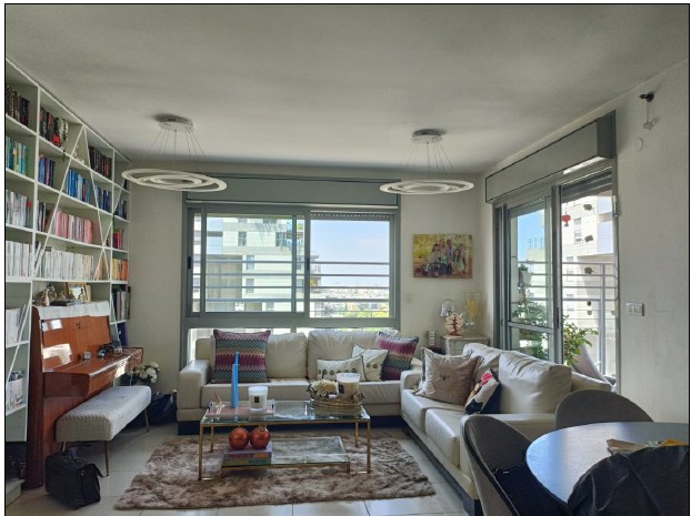 2 Minutes from Ohel Ari – 10th Floor with Rare Succah Balcony - Thumbnail 7